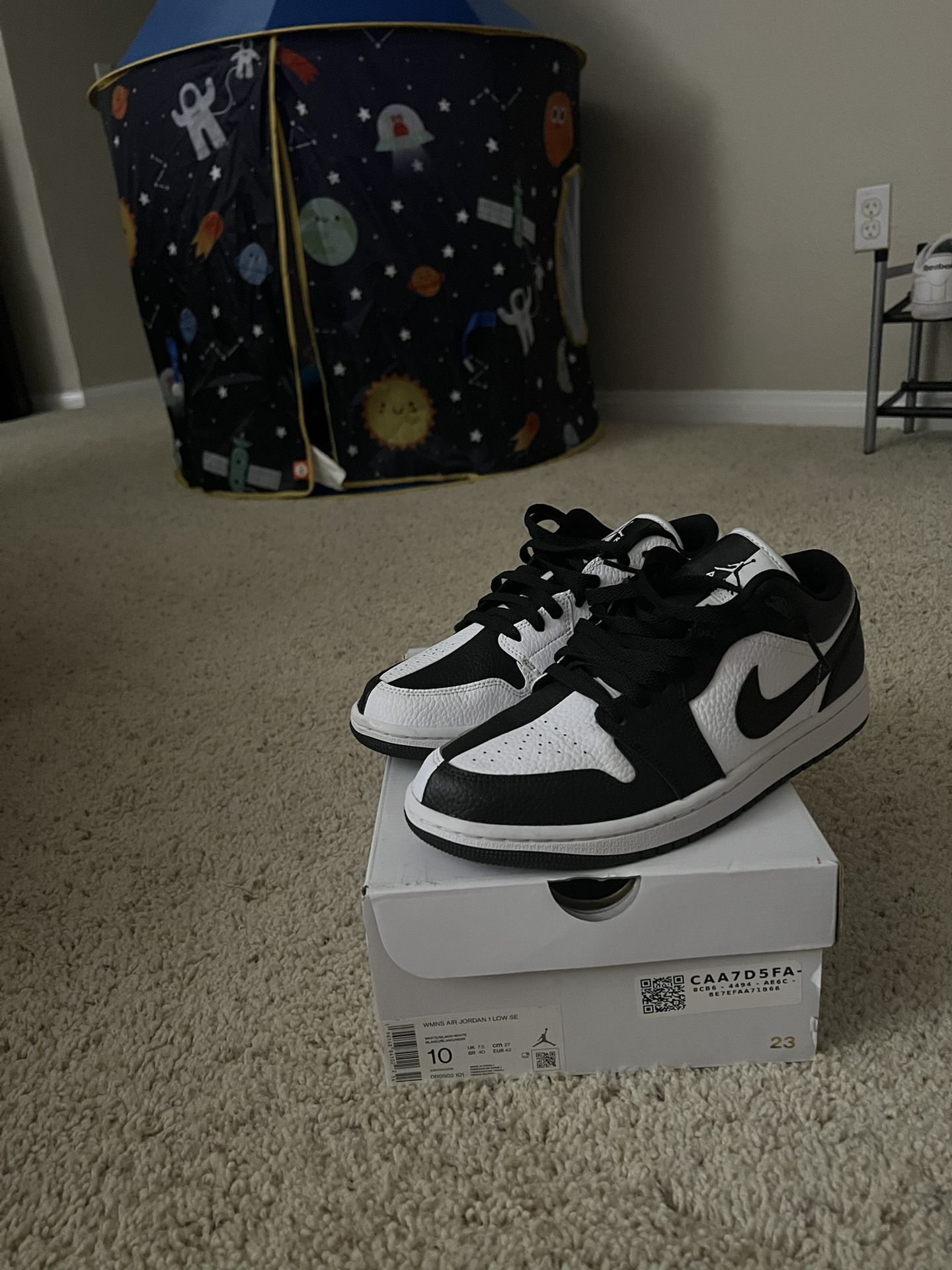 Jordan 1 Men’s Size 8.5