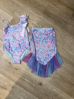 Little Girls Mermaid Swim Suit Size 6