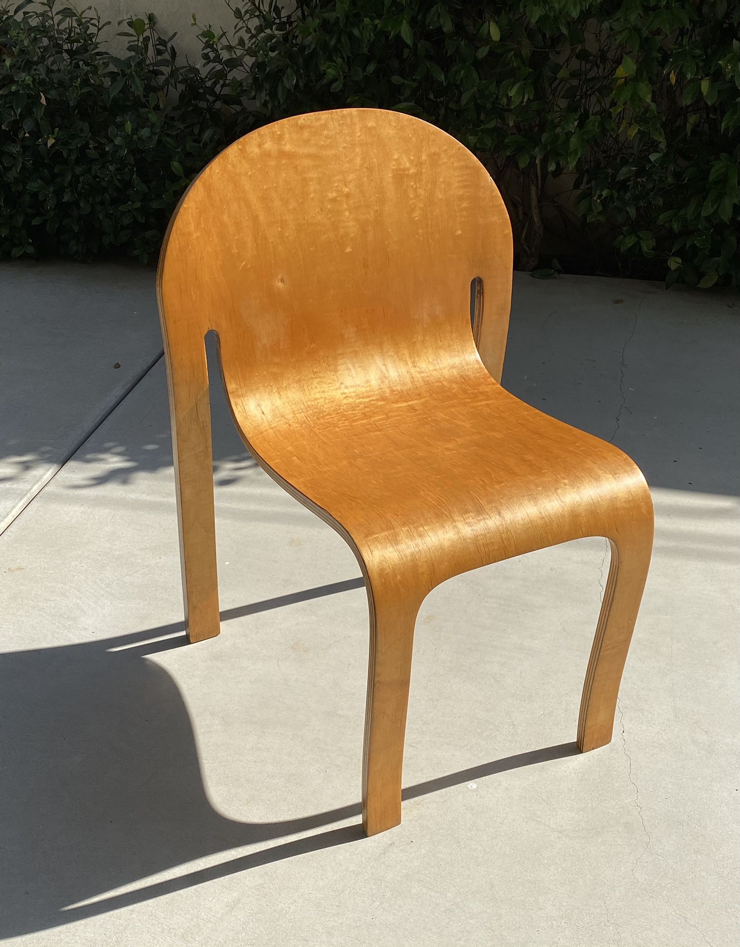 Peter Danko Post Modern Bodyform Chair c.1980