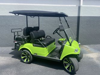 NEW Lithium Battery Powered Golf Cart 