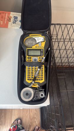 Brady label printer (pick up only)