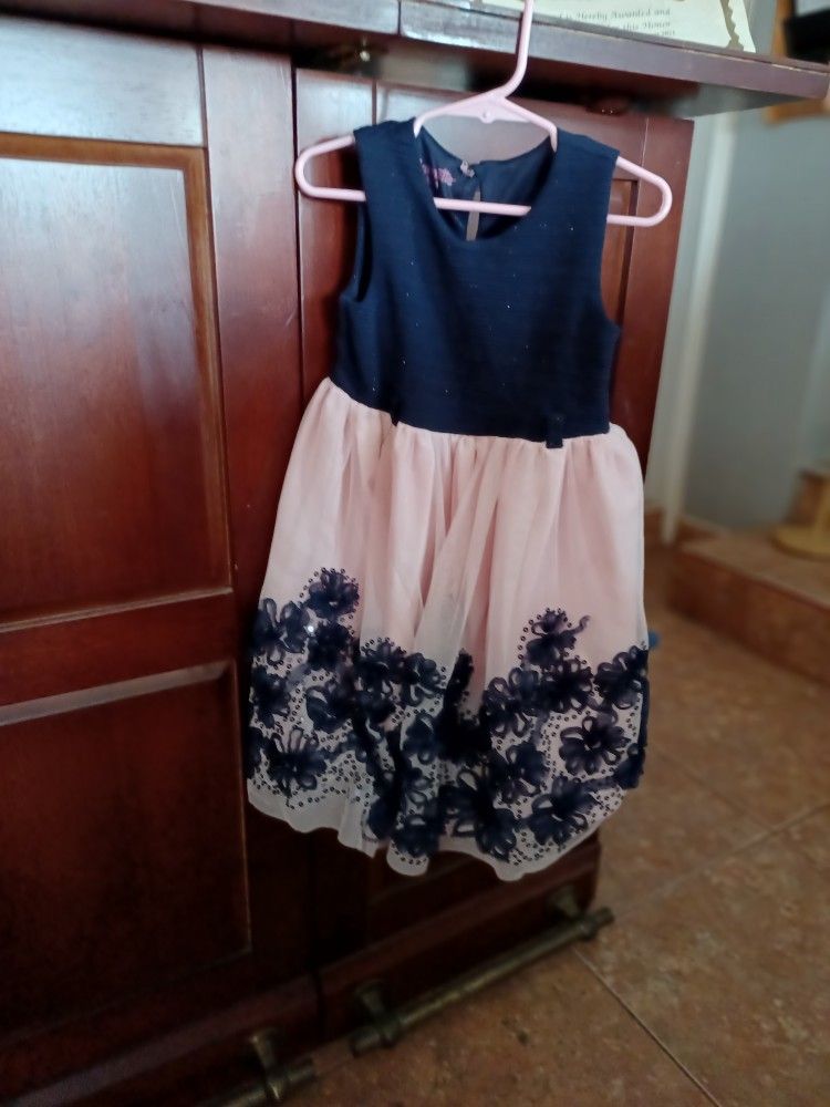 Dresses For Lil' Girls