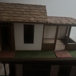 Dollhouse Stable 
