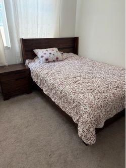 Queen size bed