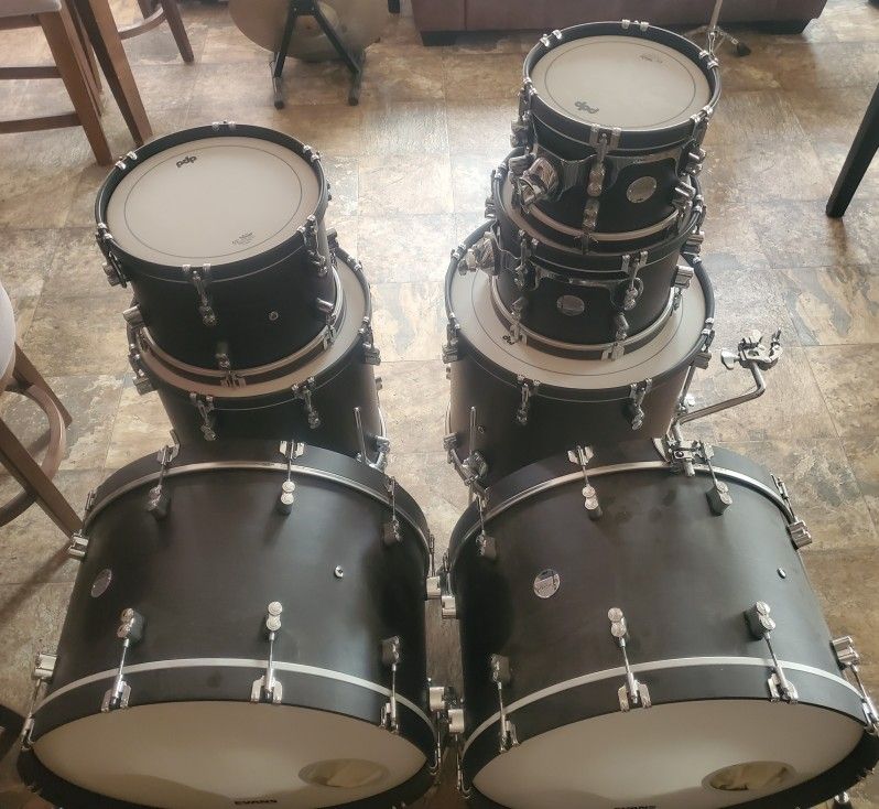 PDP Concept  Classic Custom Ebony Drums 