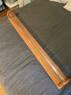 Baseball bat display case