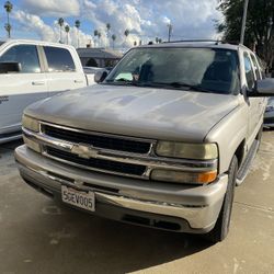 2004 Chevy Suburban 