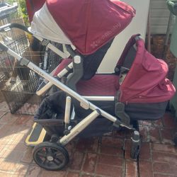 Uppababy Stroller /nuna 