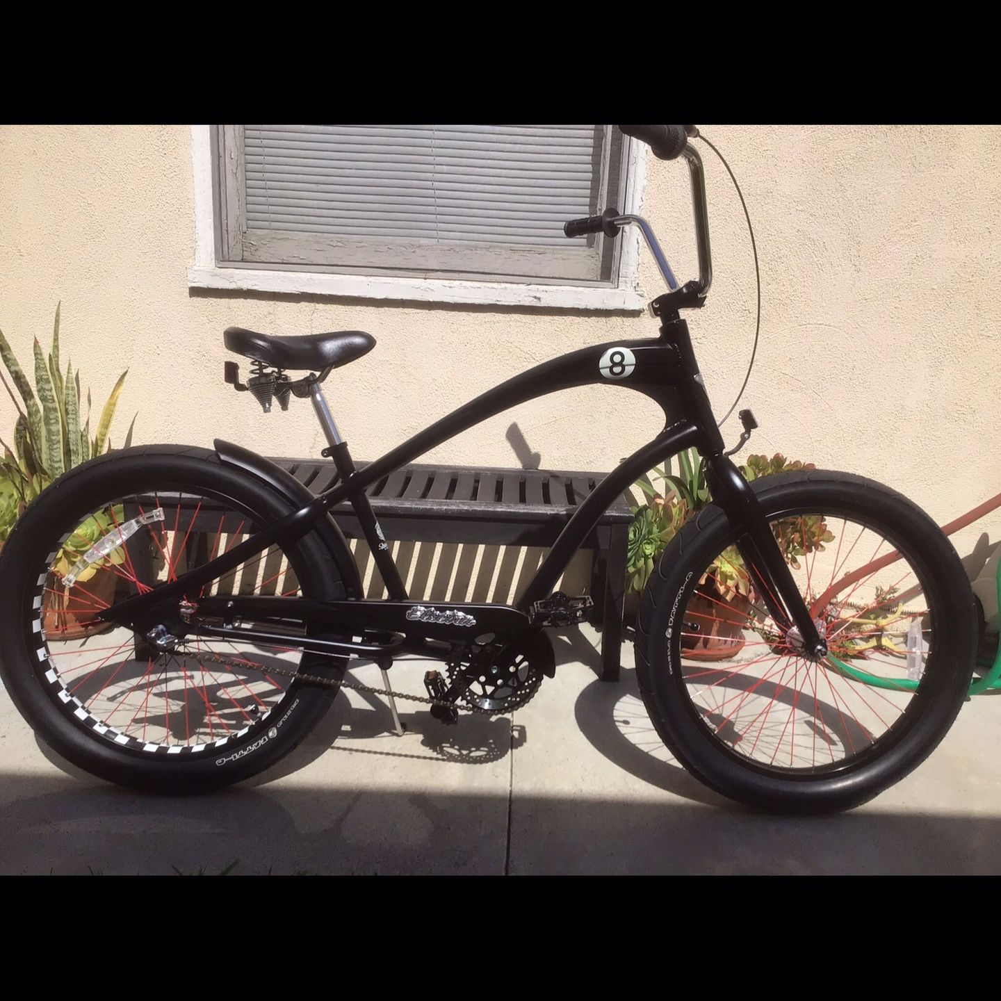 electra straight 8 bicycle Electra Straight 8 Cruiser ~ 3 Speed ** Like New ** for Sale in Long Beach,  CA