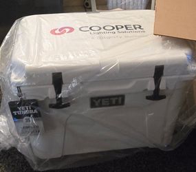 YETI 35 TUNDRA HARD COOLER