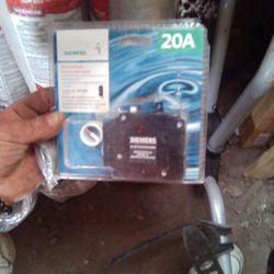 20a  Ground Fault Circuit Breaker 