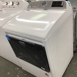 New Scratch And Dent Maytag Dryer. 1 Year Warranty 