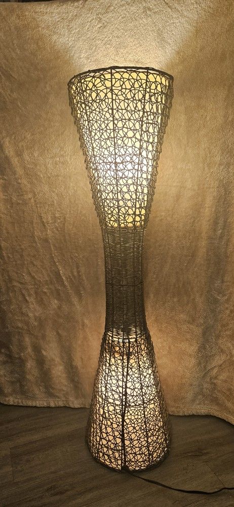 Rattan Antique Floor Lamp