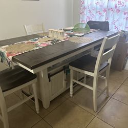 Dining Table Set