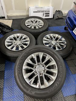 Chrome 18" OEM Lexus GX460 Factory Wheels and Tires
