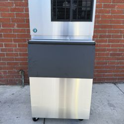 Hoshizaki KMD-505MAJ 30" Crescent Cube Ice Machine Head - 500 lb/24 hr, Air Cooled