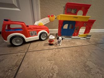 Fisher Price Little People Firetruck And Dept Sets