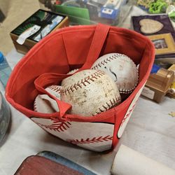 Pelotas de medio uso caja con 4