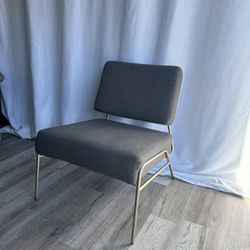 Grey Accent / Lounge Chair 