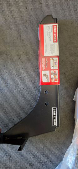 Craftsman shelf bracket