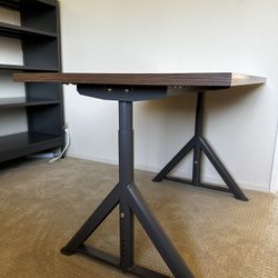 ON SALE!!! IKEA IDÅSEN Desk