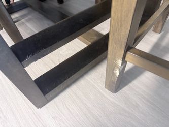 Dining Table + 4 chairs