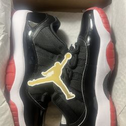 Air Jordan 11 Retro Low ( GS) Size 7