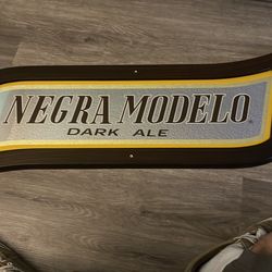 Modelo Negra Mirror