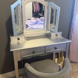 Kids Vanity