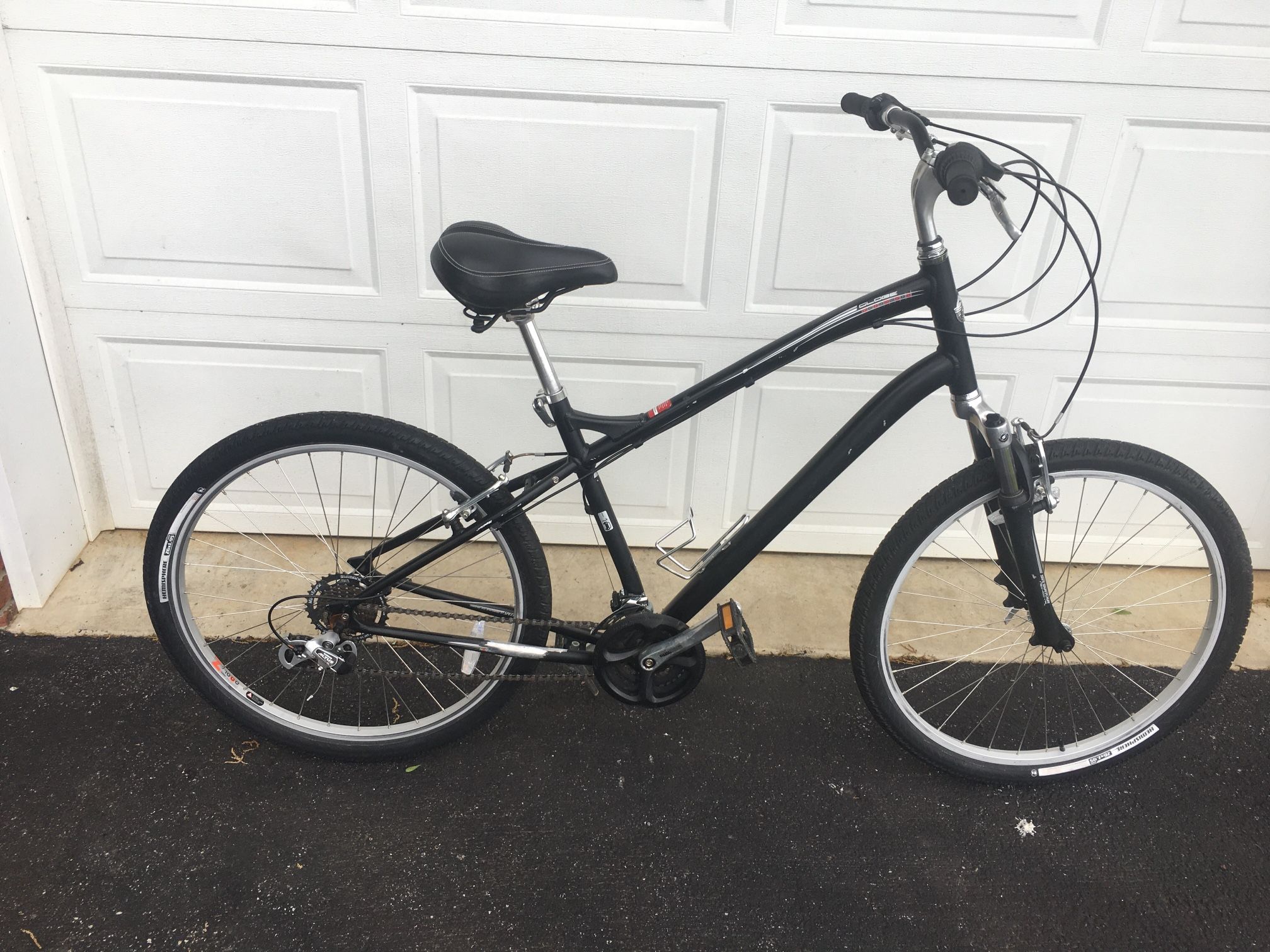 Specialized Globe Carmel 21 Speed Comfort Bike 175.00