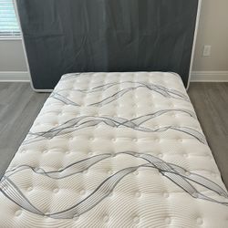 Full size Serta Perfect Sleeper Mattress & Box Spring Like New