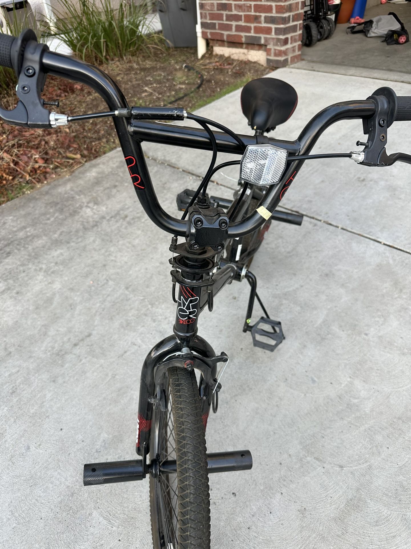 Hyper BikeCo Kids Bike 