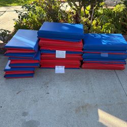 10 Daycare Nap Mats For Toddlers With Name Tag Holders