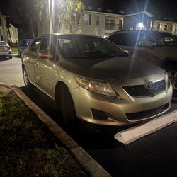 Corolla Le 2010 