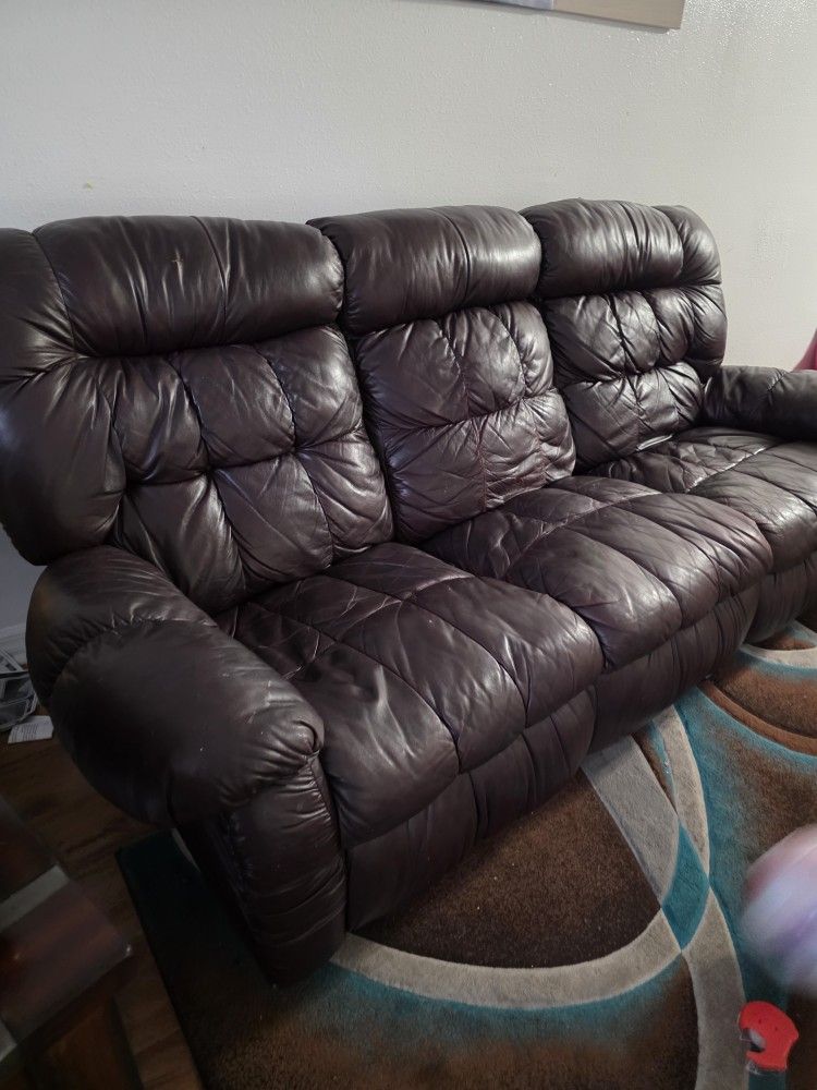 Couch And Reclyner