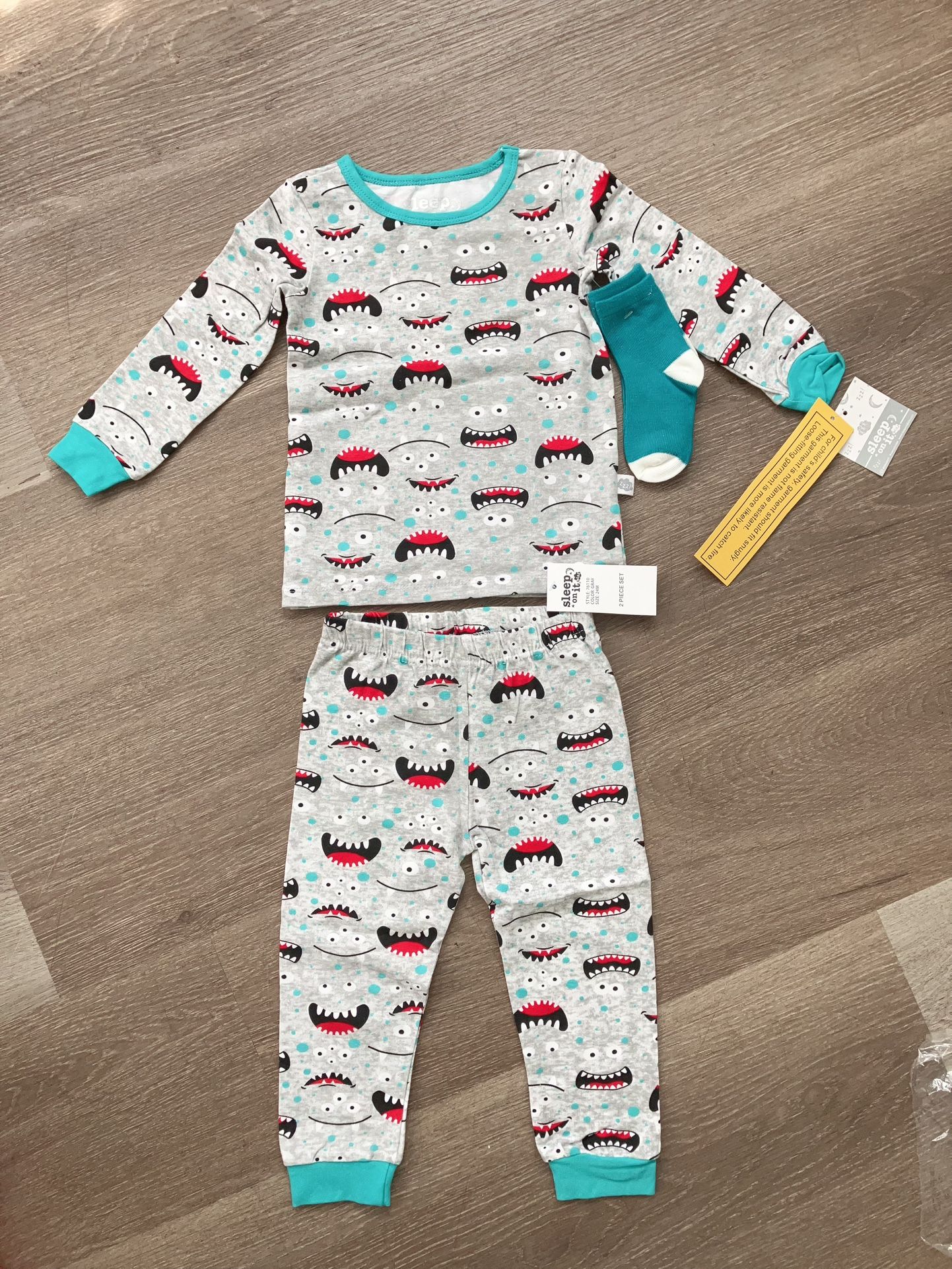 Sleep On It Boys 2-Piece Super Soft Jersey Snug-Fit Pajama Set