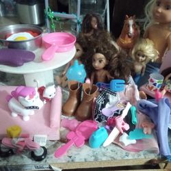 Dolls & Stuff 