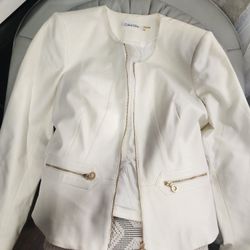 Women's Clothes 
