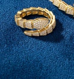 Ring $30
