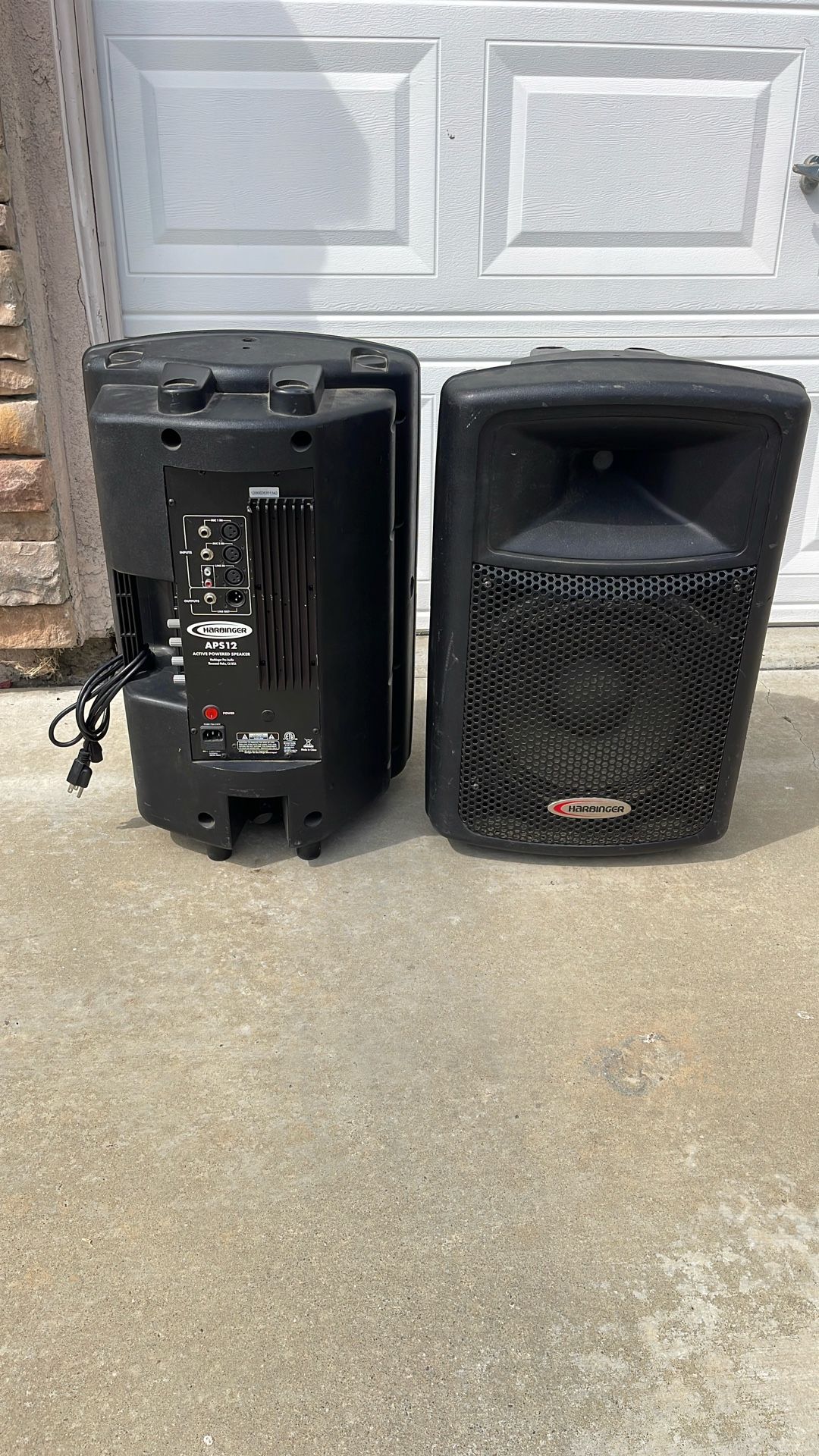 HARBINGER APS12 POWERED SPEAKER PAIR 15” Inches WITH POWER CORD