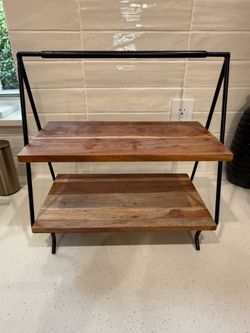 Wood dessert stand