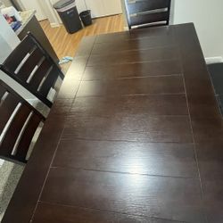 Dining Table With 4 Chairs 