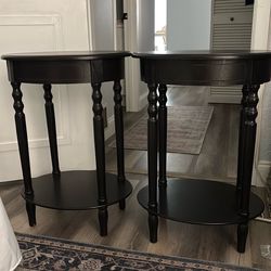 Set of two side tables/ nightstand