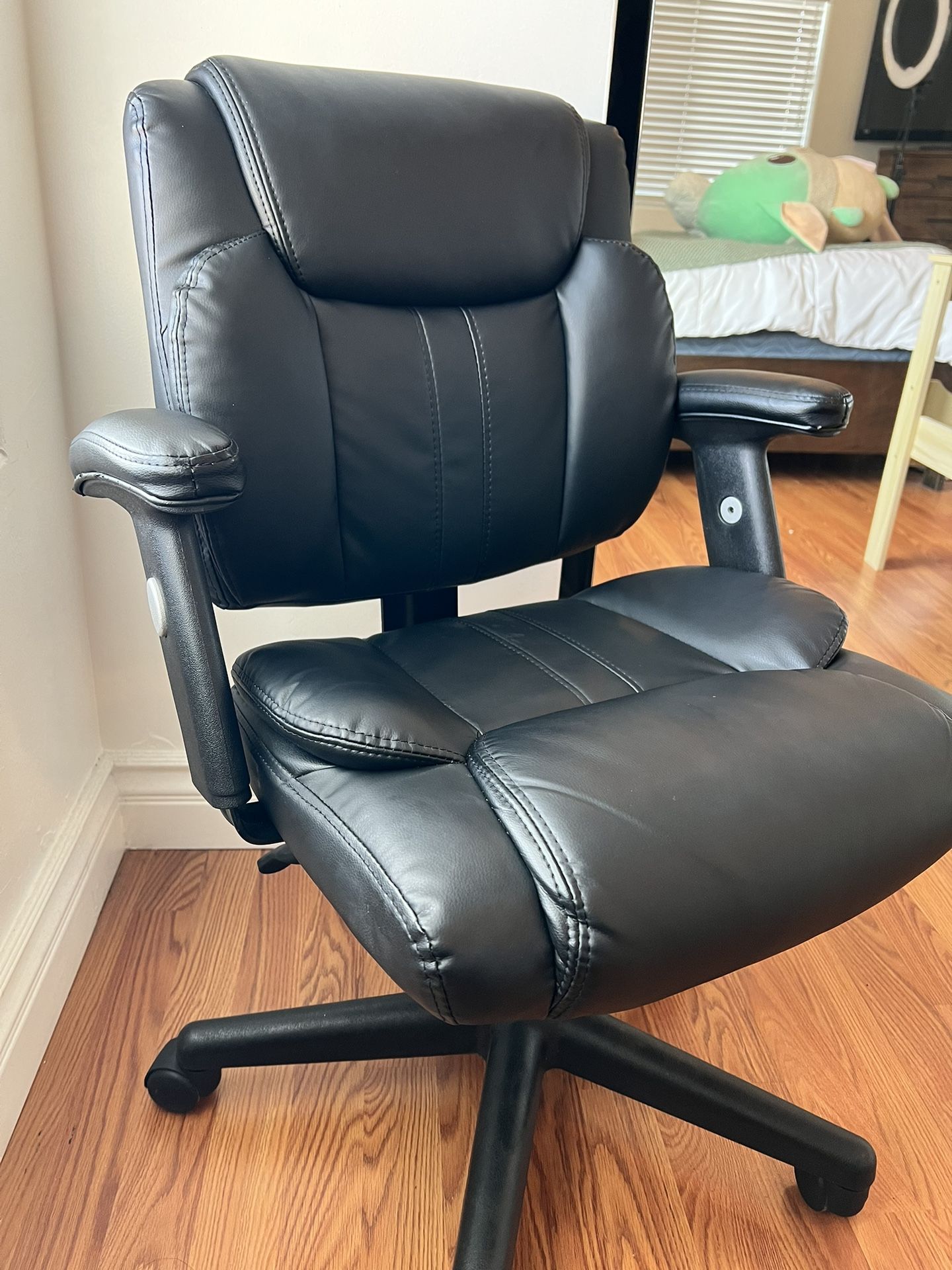 Office Chair For Sale for Sale in Bakersfield, CA OfferUp