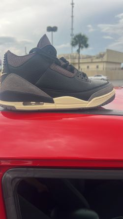 Jordan’s retro 3 marine