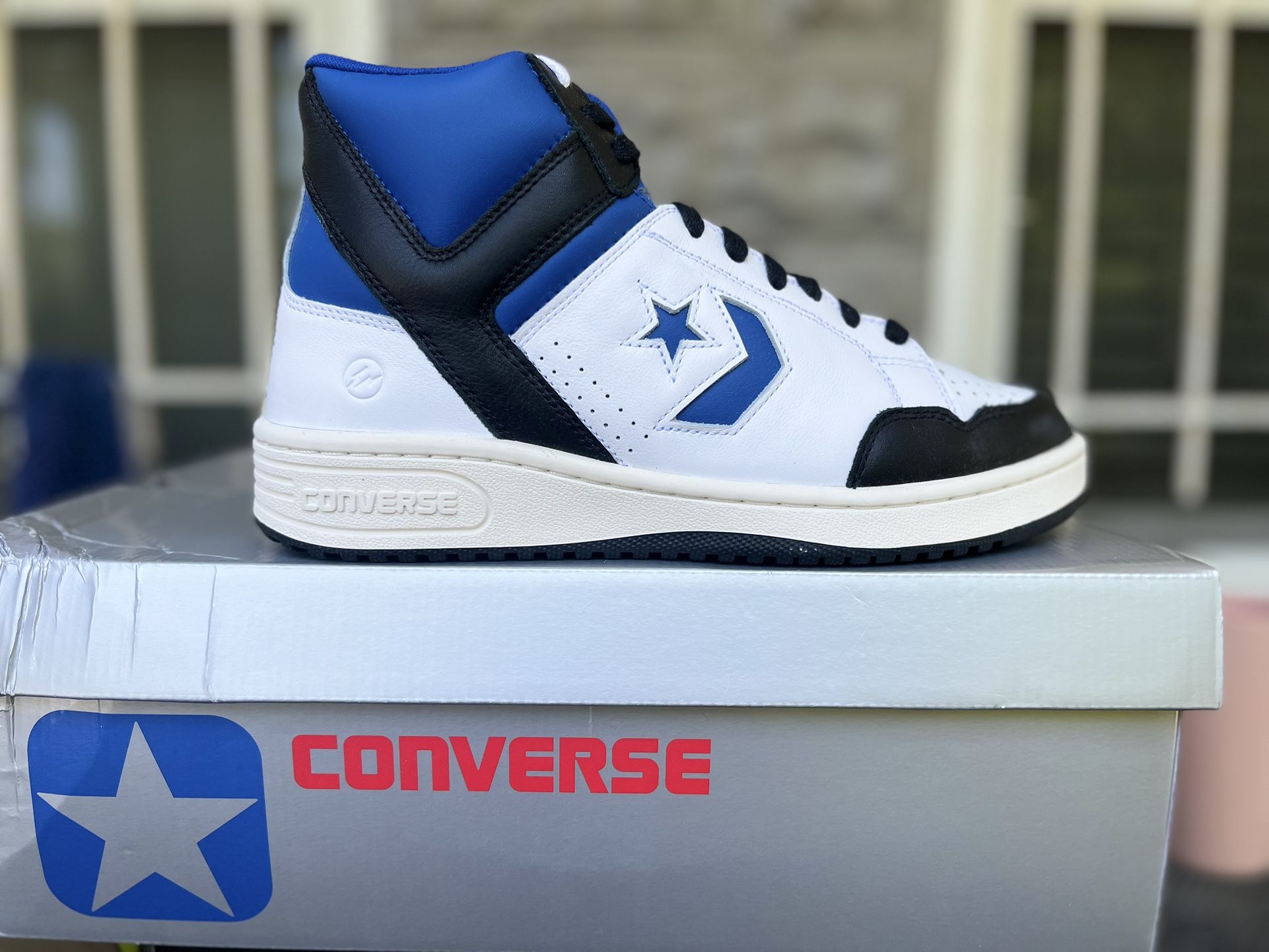 Converse Weapon 