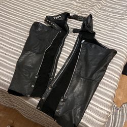 REAL LEATHER MOTORCYCLE RIDING CHAPS GEAR
