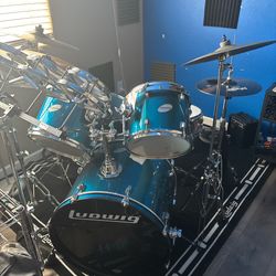 Blue Ludwig Drum Set