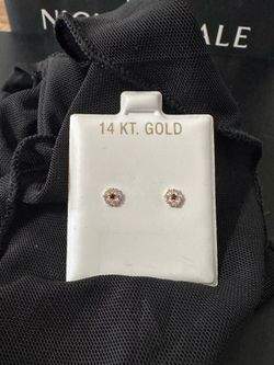 14kt gold earrings