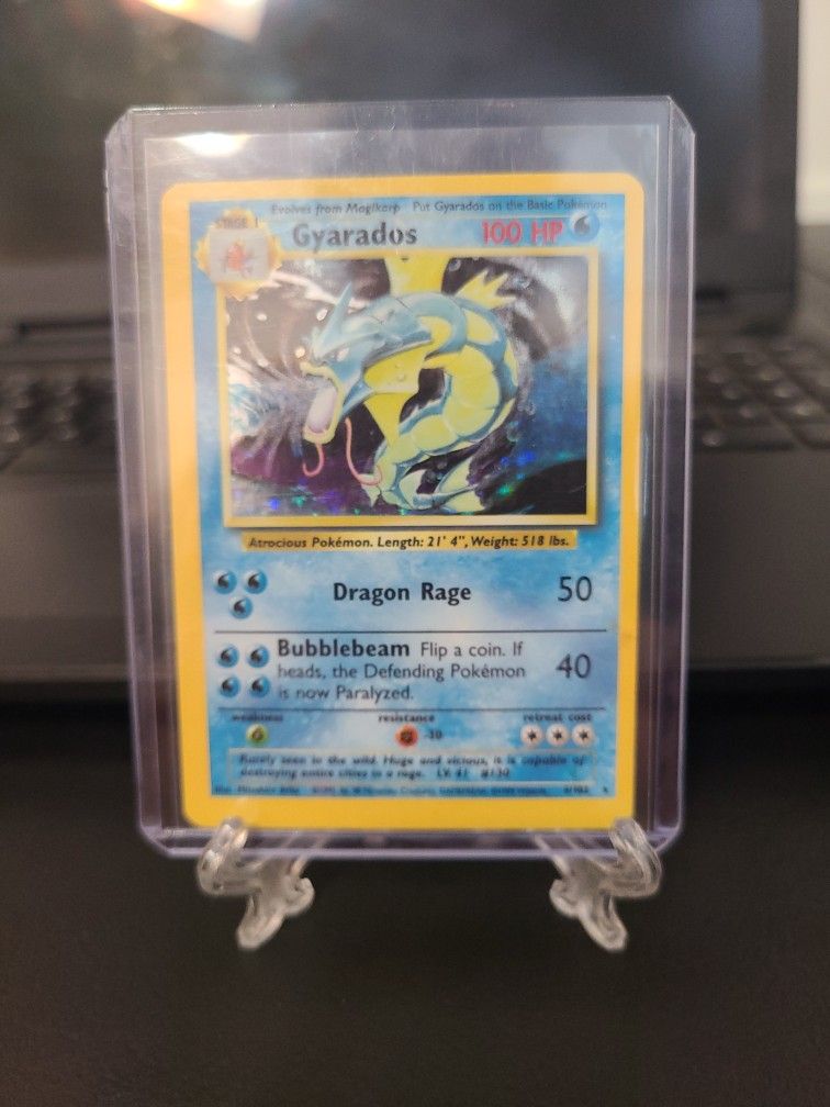 Gyarados - Base Set Pokemon